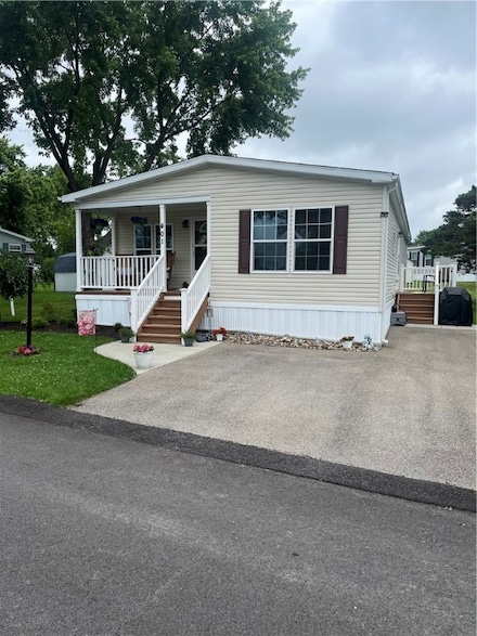 401 Sunny Dale Dr, Cranberry Township, PA 16066