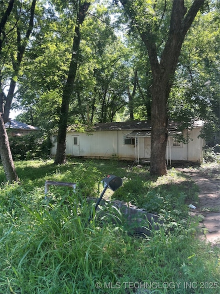 205 N Vine Ave, Cleveland, OK 74020