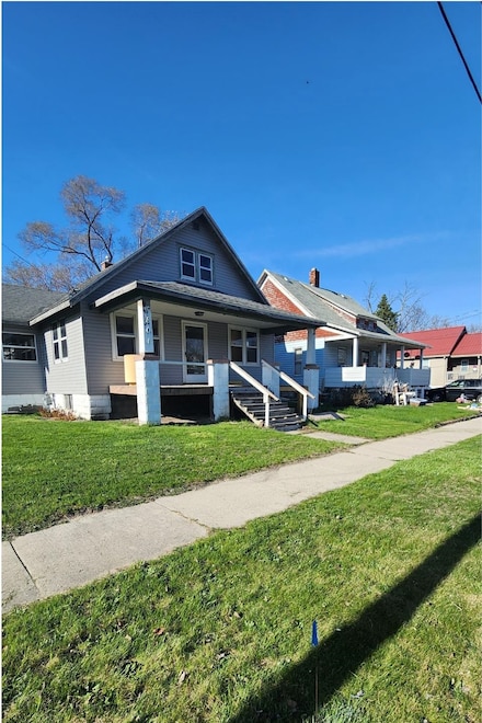 801 Marchand St, Bay City, MI 48706