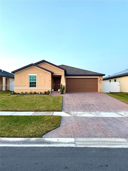 4242 Thurso Ln, Fort Pierce, FL 34947