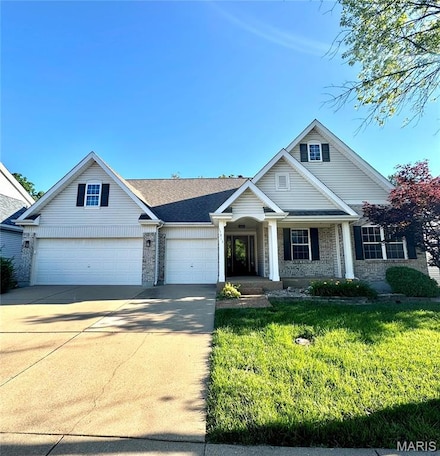 17013 Westridge Oaks Dr, Grover, MO 63040