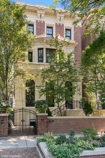 1845 N Orchard St, Chicago, IL 60614