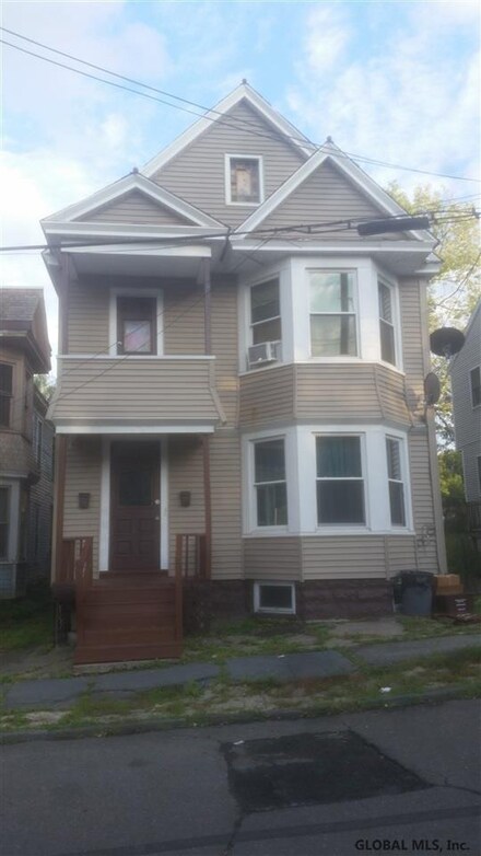 315 Germania Ave, Schenectady, NY 12307