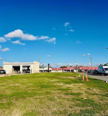 1605 Ruth St, Sulphur, LA 70663