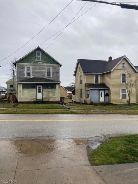 355 W Pershing St, Salem, OH 44460