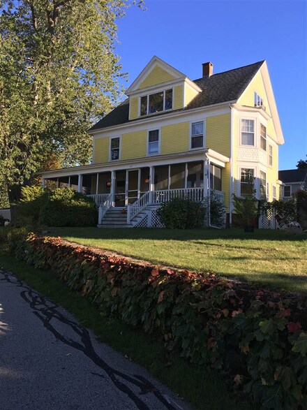63 Piscataqua Sreet, New Castle, NH 03854