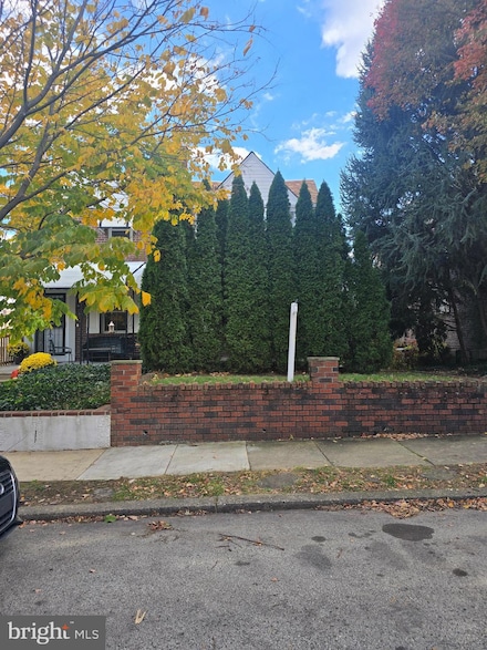 940 E Allens Ln, Philadelphia, PA 19150