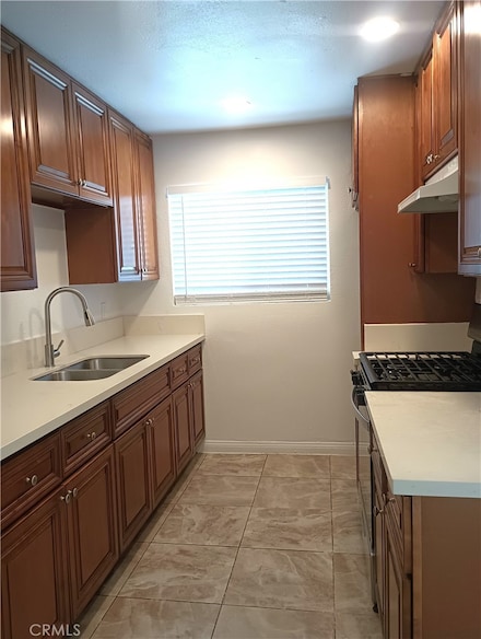 648 Abbey Ln, Pomona, CA 91767