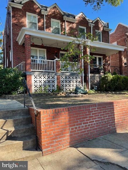 4627 12th St NE, Washington, DC 20017