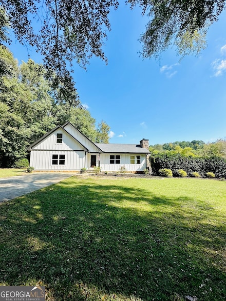 2735 Sandy Creek Cir, Loganville, GA 30052