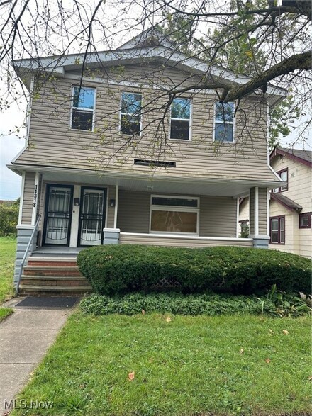 11318 Revere Ave, Cleveland, OH 44105