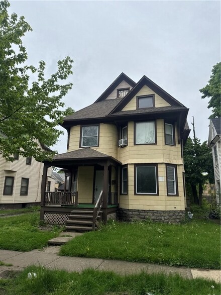 127 Maryland St, Rochester, NY 14613