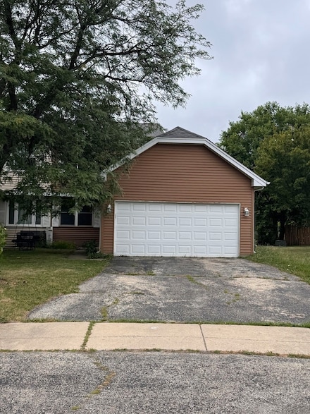 1327 Andover Dr, Aurora, IL 60504
