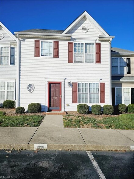 3859 Hickswood Creek Dr, High Point, NC 27265