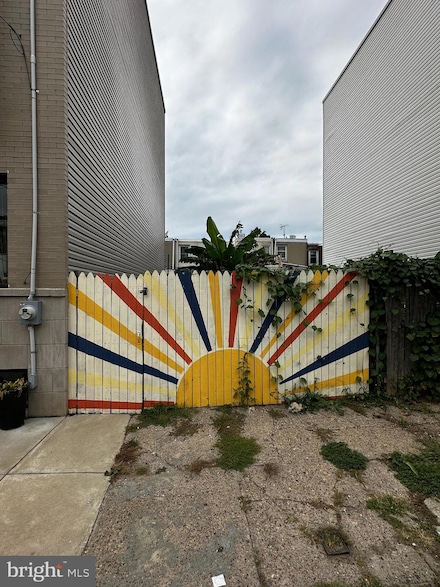 2644 Agate St, Philadelphia, PA 19125