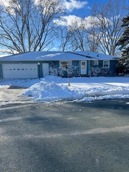 5841 Decatur Ave N, New Hope, MN 55428