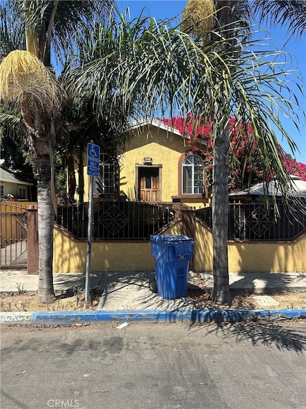 321 W 58th St, Los Angeles, CA 90037