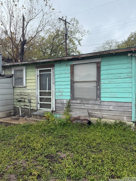 108 Maria Alley, San Antonio, TX 78207