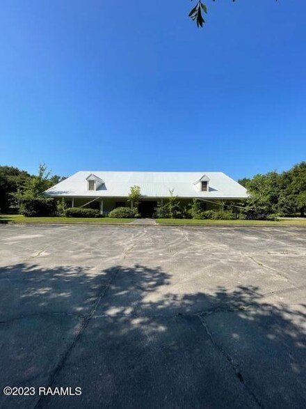 507 Bourque Rd, Lafayette, LA 70506