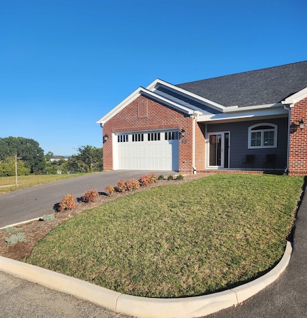 1701 Cedar Ridge Dr, Radford, VA 24141