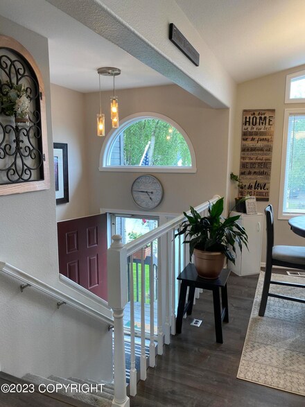 8829 Brookridge Dr, Anchorage, AK 99504
