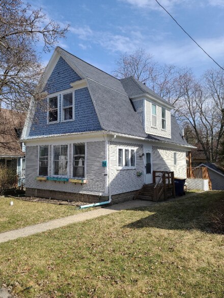 26 Fuller Ave NE, Grand Rapids, MI 49506