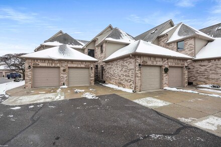 New Baltimore MI Real Estate &amp; Homes for Sale - Homes.com
