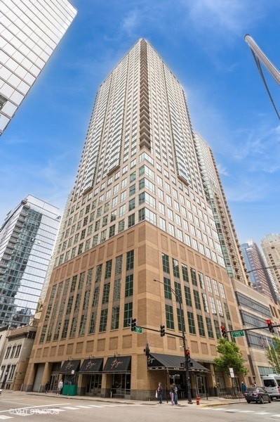 2 E Erie St Unit 3106, Chicago, IL 60611