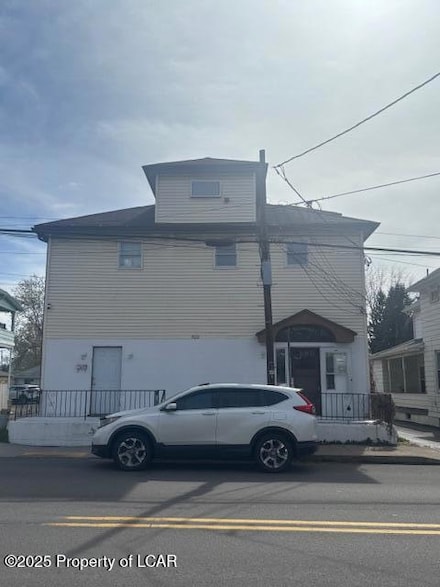 502 Oak St, Old Forge, PA 18518