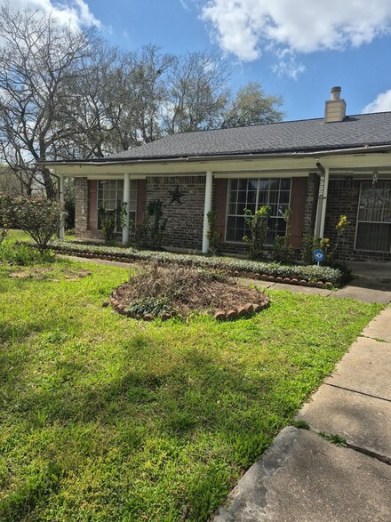 9522 Clipperwood Place, Houston, TX 77083