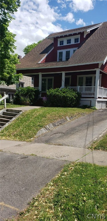 944 Euclid Ave, Syracuse, NY 13210