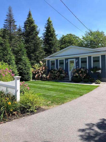 106 Depot Rd, Wells, ME 04090