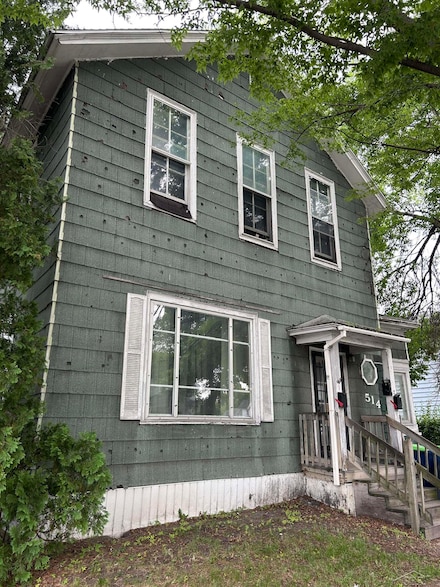 514 N Madison Ave, Bay City, MI 48708