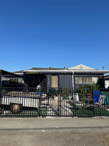 312 Hunter Ave, Oakland, CA 94603