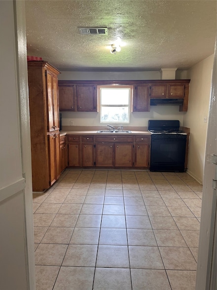 2122 Kowis St, Houston, TX 77093
