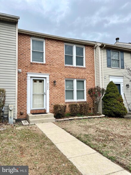 8204 Shady Nook Ct, Pasadena, MD 21122