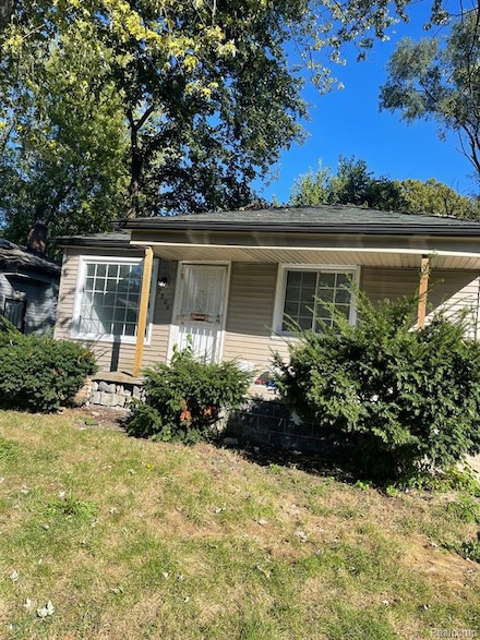 7800 Rutland St, Detroit, MI 48228