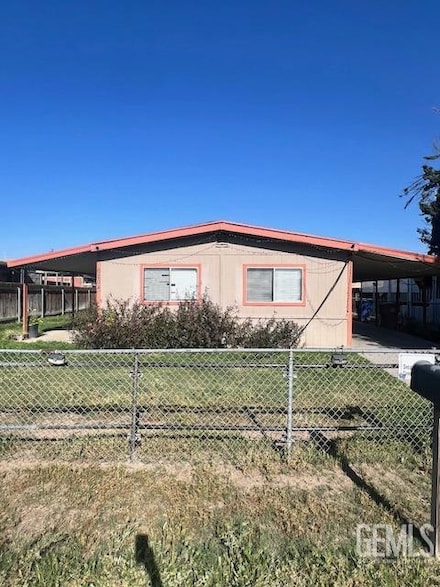 6204 Dennen St, Bakersfield, CA 93313
