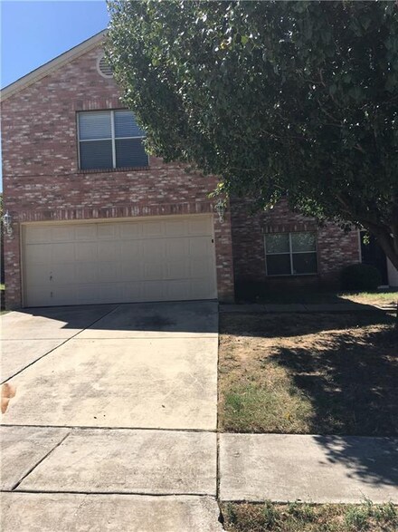 1209 Pettigrew Ct, Cedar Hill, TX 75104