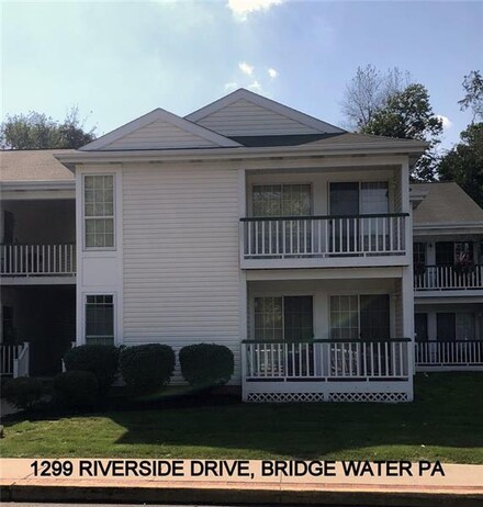 1299 Riverside Dr, Beaver, PA 15009