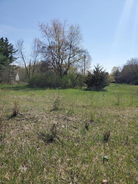 47095 Cr 665, Paw Paw, MI 49079