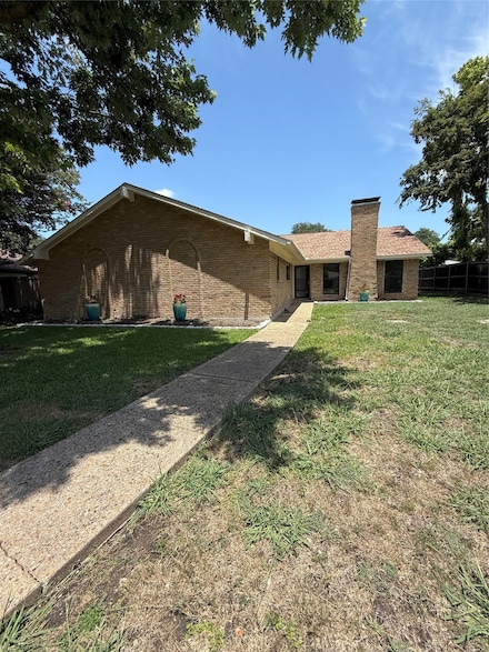 7 Yale Cir, Richardson, TX 75081