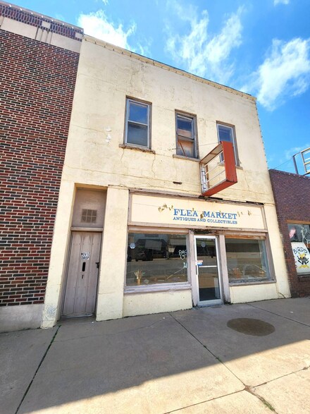 126 E Main St, Anthony, KS 67003