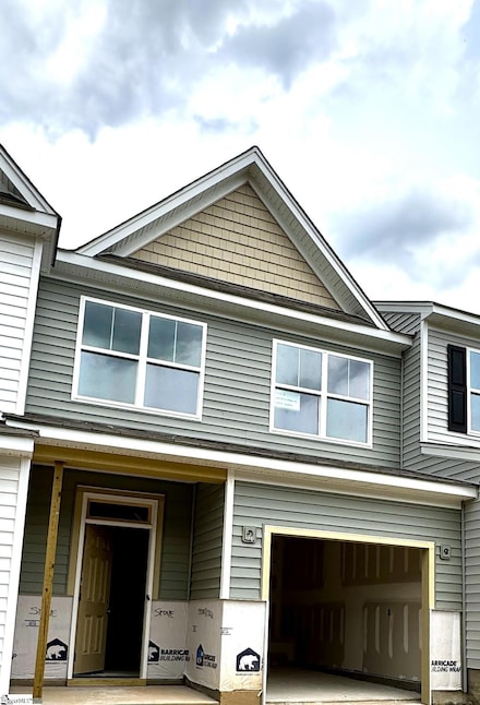 54 Fair Village Ln, Simpsonville, SC 29680