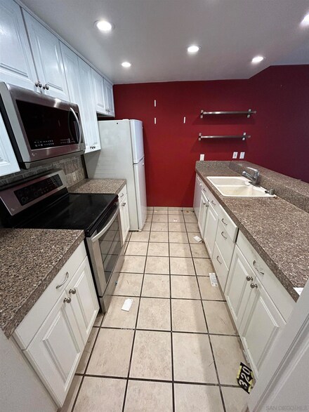 10737 San Diego Mission Rd Unit 320, San Diego, CA 92108