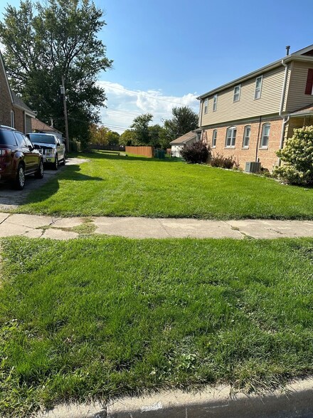 10330 S Springfield Ave, Chicago, IL 60655