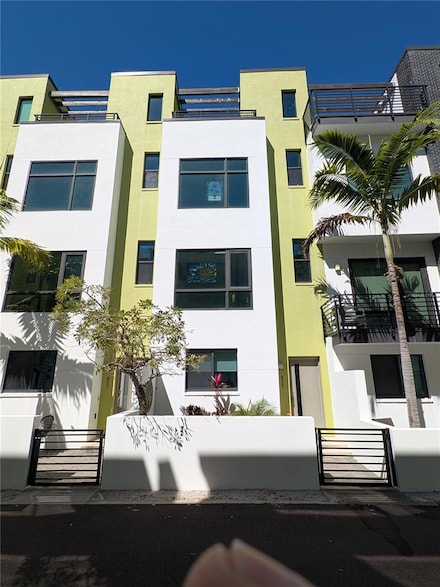 923 Arlington Ave N, Saint Petersburg, FL 33705