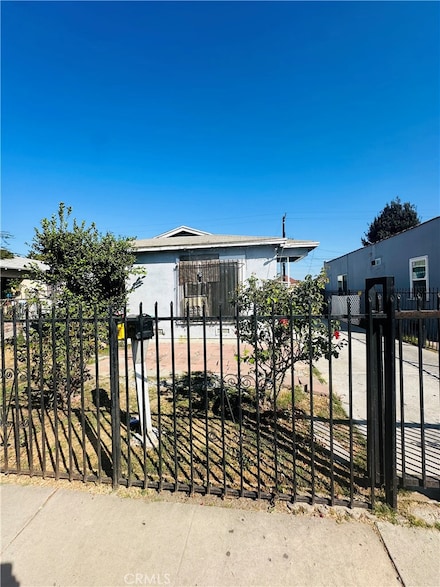 9314 Baird Ave, Los Angeles, CA 90002