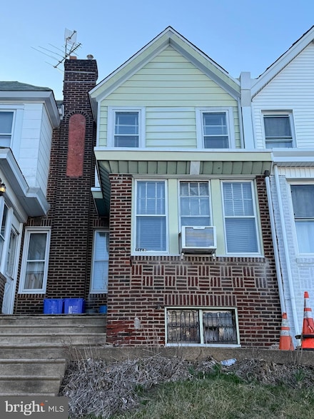 5949 Reach St, Philadelphia, PA 19120