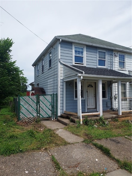 932 Vankirk St, Clairton, PA 15025